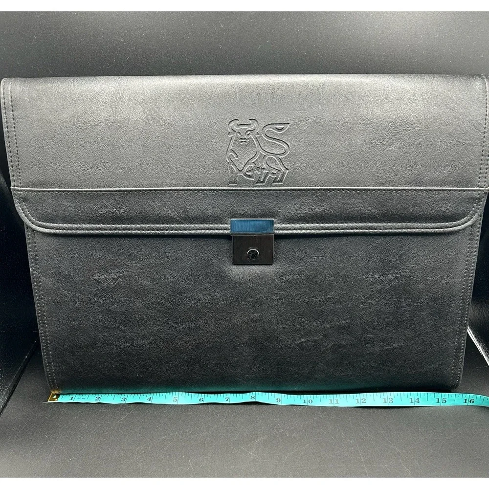 VTG Merrill Lynch Logo Business Case Accordion Style